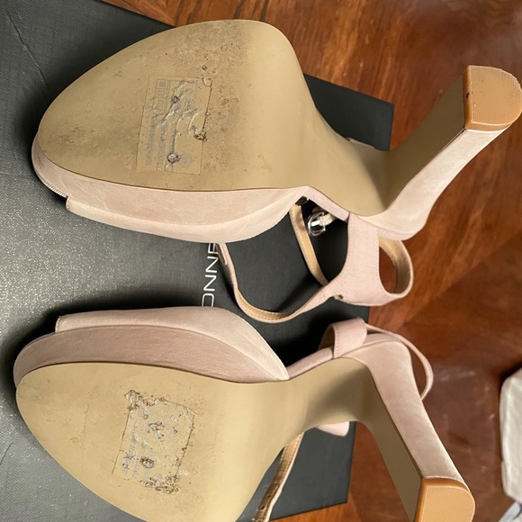 French Connection Nude Platform , size 10B with dust storage bag - Picture 6 of 9